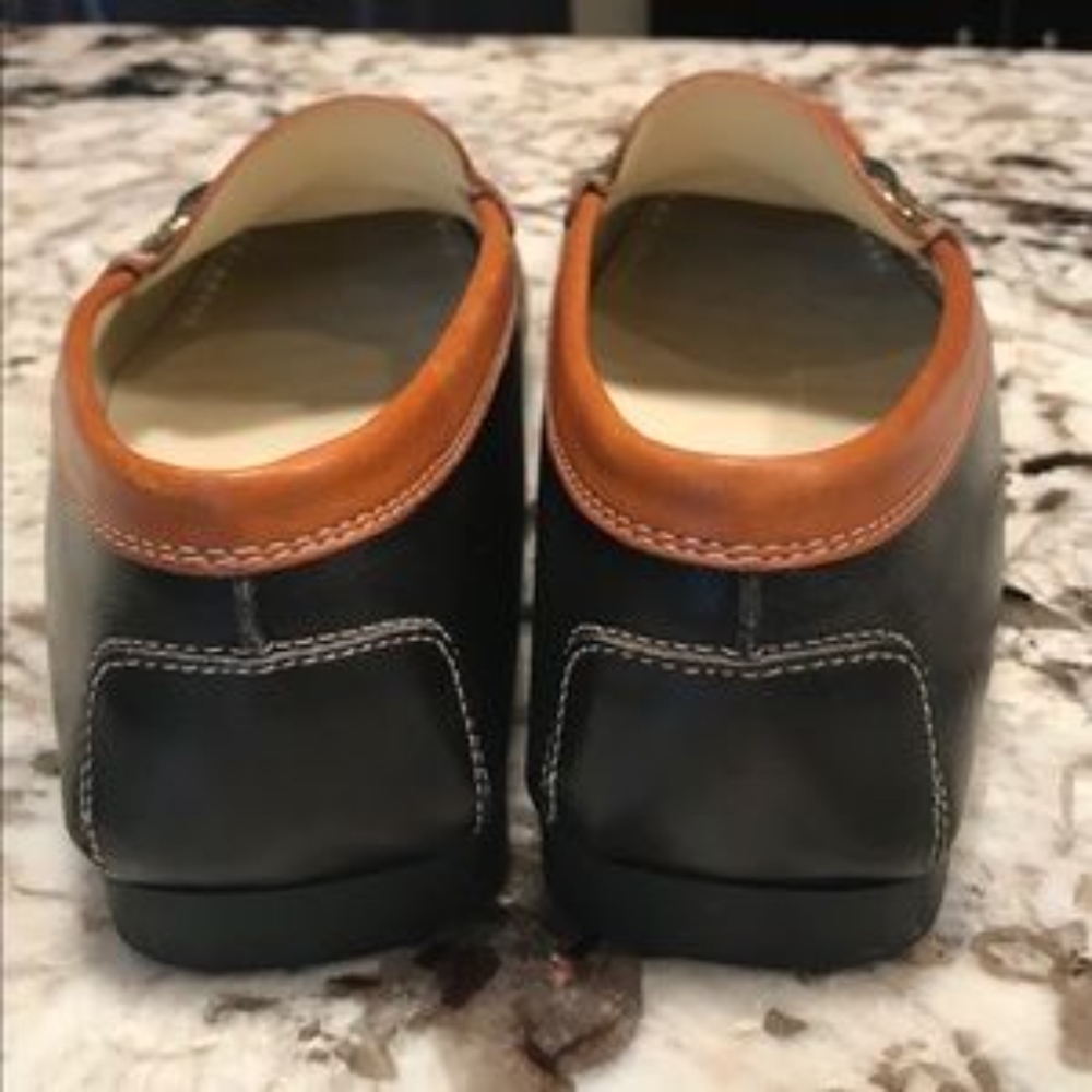 Tod's Anilux Flats,Two Tone & Gold tone hardware - Picture 6 of 7